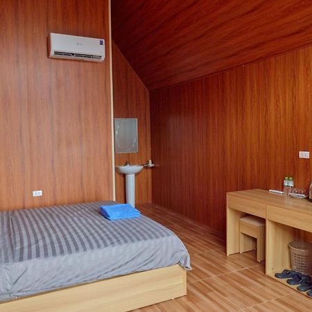 Cat Ba Spring Homestay Chan Chau Buitenkant foto